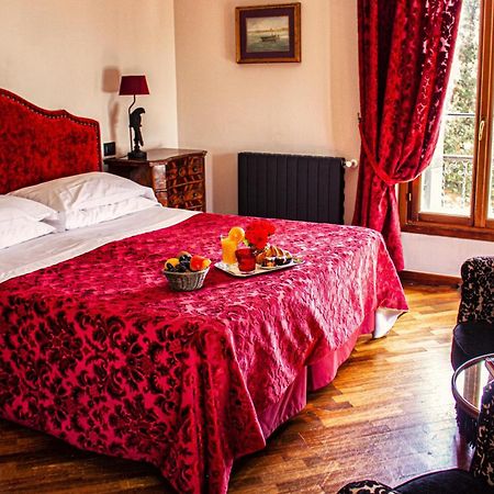 Hotel La Calcina เวนิส ภายนอก รูปภาพ