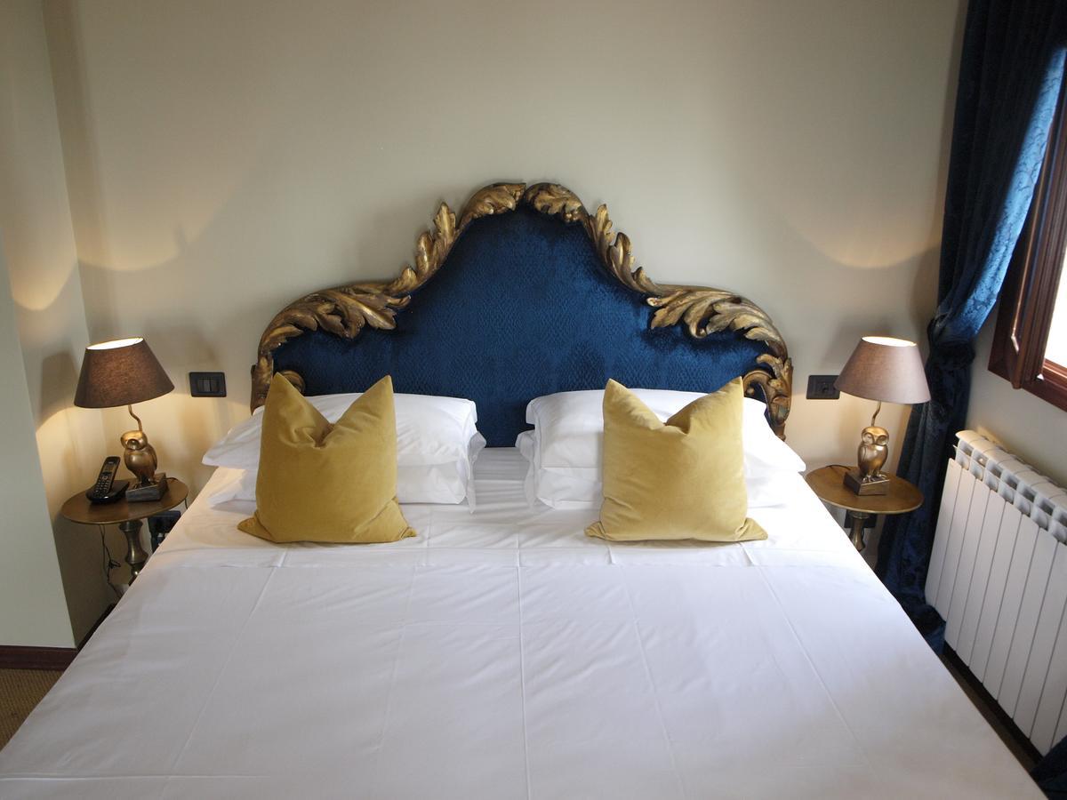 Hotel La Calcina เวนิส ภายนอก รูปภาพ
