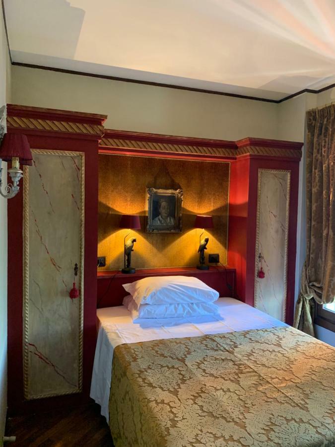 Hotel La Calcina เวนิส ภายนอก รูปภาพ